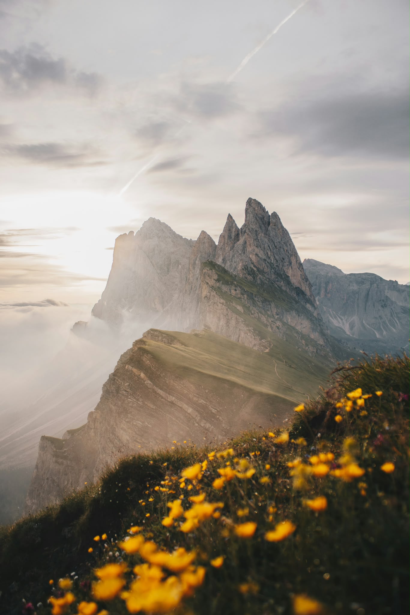 Berglandschaft in Südtirol bei Sonnenaufgang